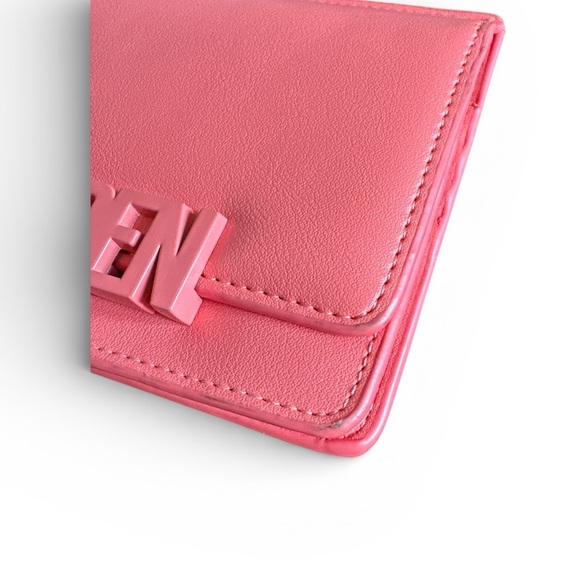Steve Madden BCabbyy Sunset Coral Faux Leather Flap Wallet/Wristlet/Clutch NWT - Picture 9 of 10